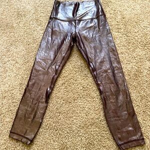 Lululemon size 4 shiny leggings